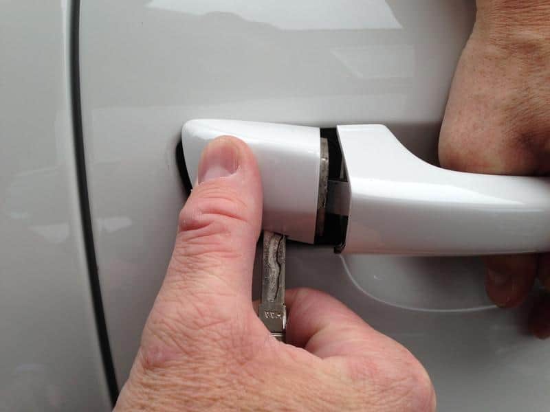 unlock car door services near me