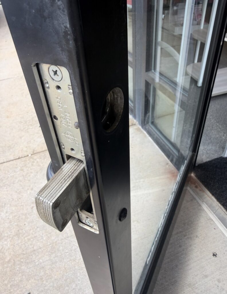 Commercial locksmith door lock repair in Newton MA